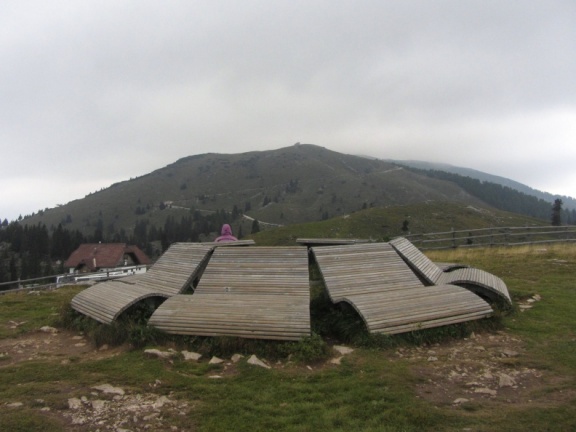 IMG 1838 Rosstratte (Konjska planina)-razgledišče Rosskofel Zehnernock in v megli vrh Dobrača