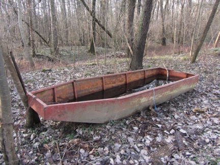 IMG 5180 Zapuščen čoln pri Gornji Bistrici