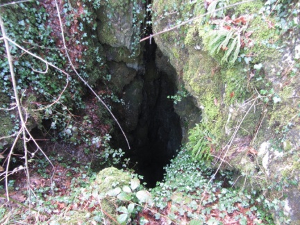 IMG 5431 Podzemeljska kraška jama pod Volnikom