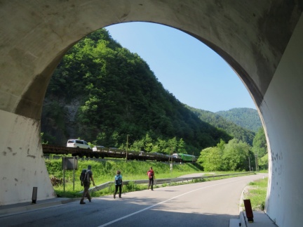 IMG 3731 Skozi tunel Kupovo v Baški grapi