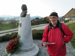 IMG 6904 Vrba-recital Prešernove poezije pred Prešernovim spomenikom