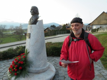 IMG 6904 Vrba-recital Prešernove poezije pred Prešernovim spomenikom