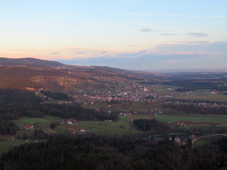 IMG_7399_Pogled na Oplotnico in podpohorske vasi z vrha Brinjeve gore.JPG
