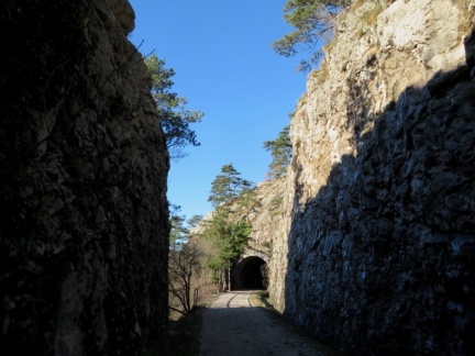 IMG 3752 Prvi tunel nad dolino Glinščice
