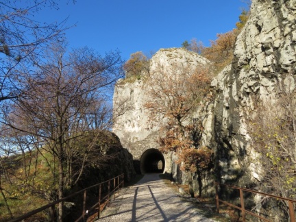 IMG 3770 Tretji tunel nad dolino Glinščice