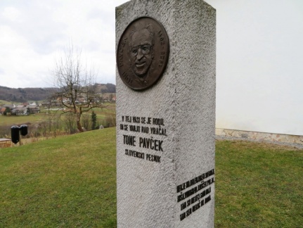 IMG 4501 Šentjurij-spomenik Tonetu Pavčku