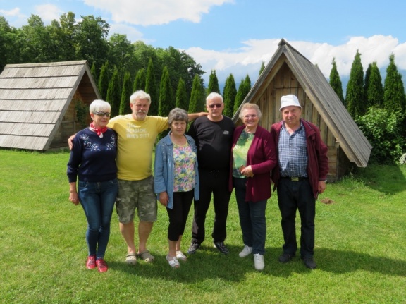 IMG 5988 Jubilanti TD Šenčur-Anita Žun Mesec (70), Brane Štular (60), Marta Pipan (70), Marko Kogovšek (60), Zalka Jovanovič (80) in Ciril Sitar (70)