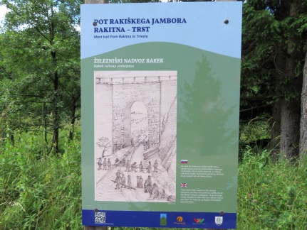 IMG 6454 Rakiško jezero-info tabla Jamborne poti