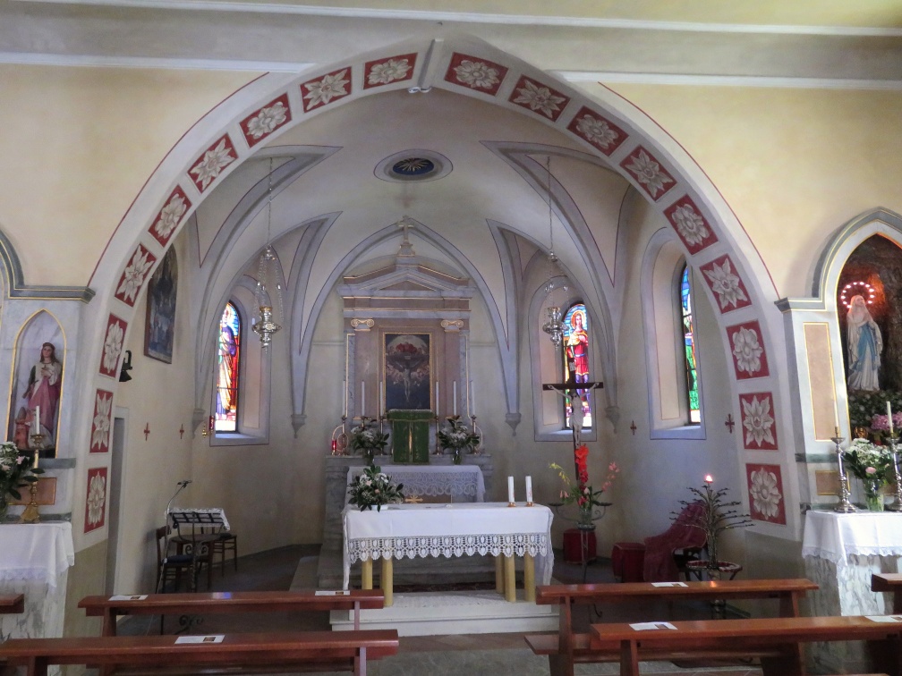 IMG 8078 Ovčja vas (Valbruna)-cerkev sv. Trojice