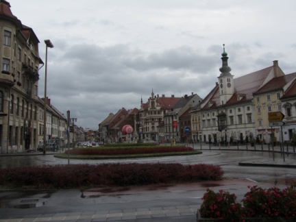 IMG 7410 Maribor v dežju-Glavni trg