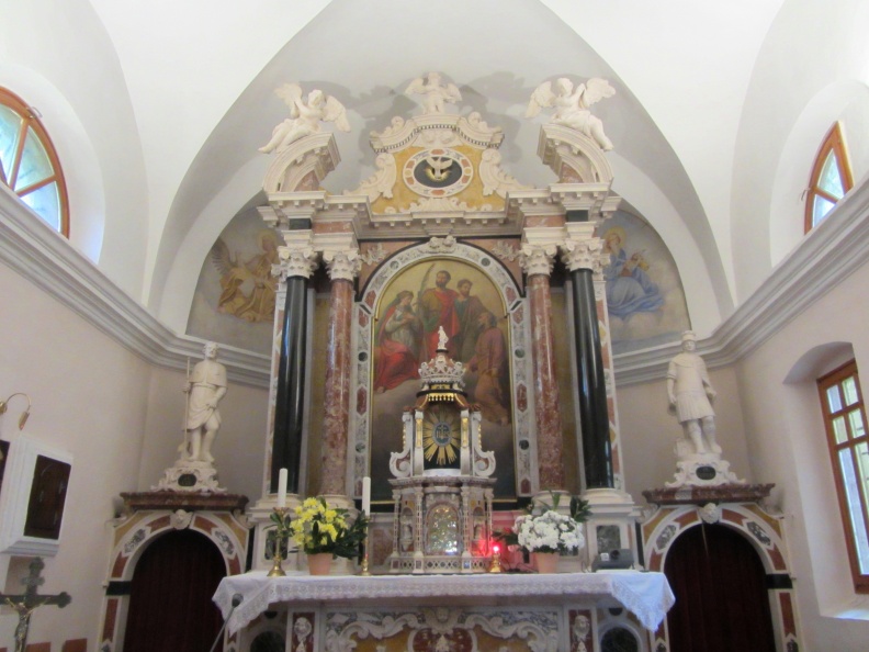 IMG_8504_Planina-sv. Kancijan-oltarna slika Janeza Wolfa.jpg