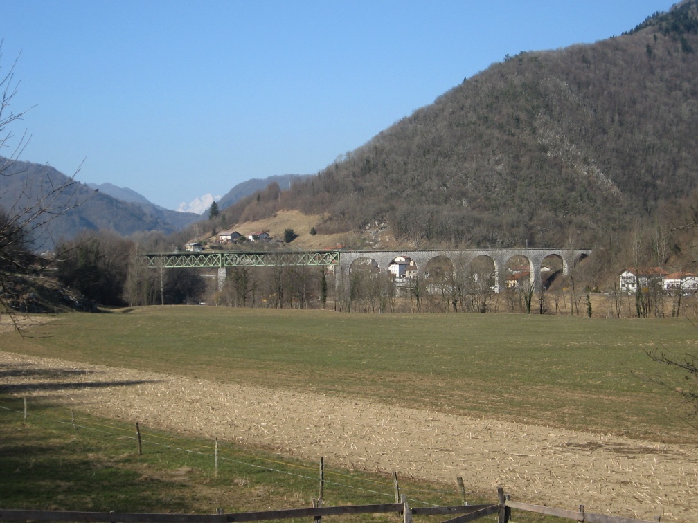 IMG 8645 Most bohinjske železniške proge čez Idrijco