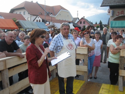 IMG 1443 Župani v praženju krompirja-Primož Frantar, član komisije