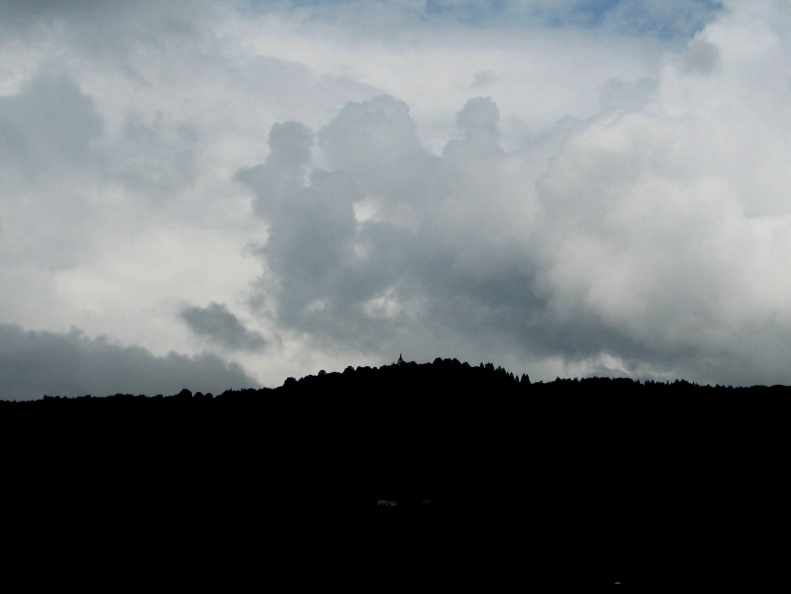 IMG_0410_Oblak nad Kureščkom.jpg