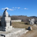 224 2489 Spomenik kažipot in Borojevićev prestol