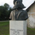 188 8804 Globasnica-spomenik Franc Leder Lesičjak