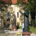 207 0754 Slomškov in Istvánov kip v Lendavi