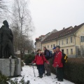 153 5380 Pri Maistrovem spomeniku v Kamniku