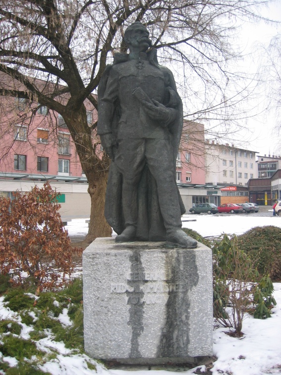 153 5382 Spomenik Rudolfu Maistru v Kamniku