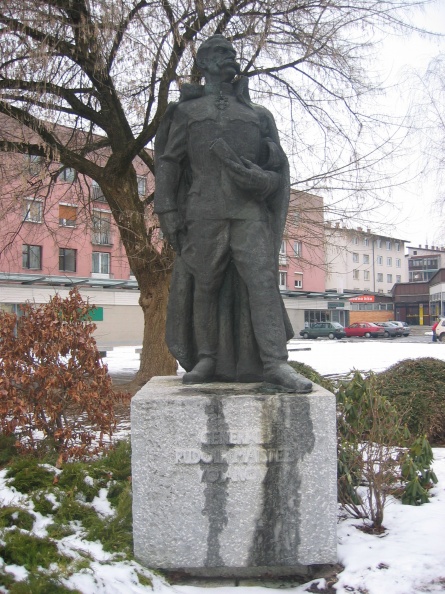 153_5382 Spomenik Rudolfu Maistru v Kamniku.JPG