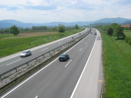 169 6924 Avtocesta Ljubljana-Koper