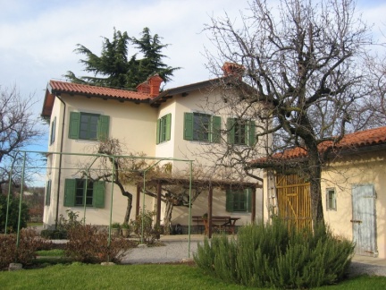 143 4354 Kosovelova hiša v Tomaju