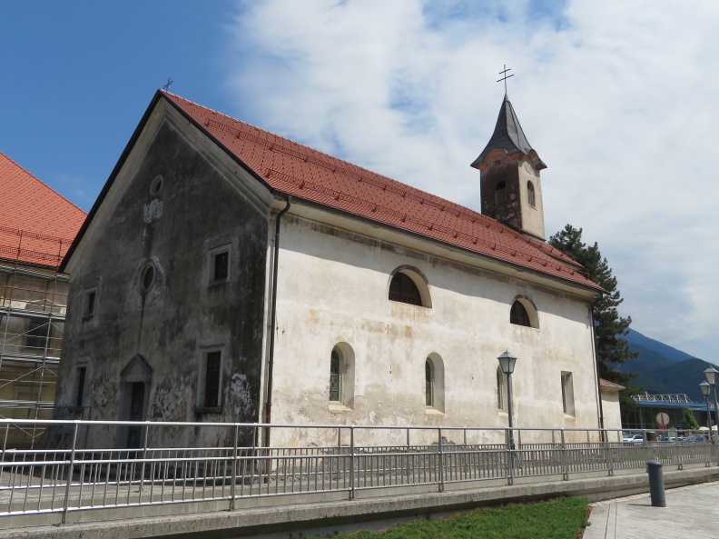 IMG_2253_Stara Sava Jesenice-fužinarska cerkev sv. Marije.JPG