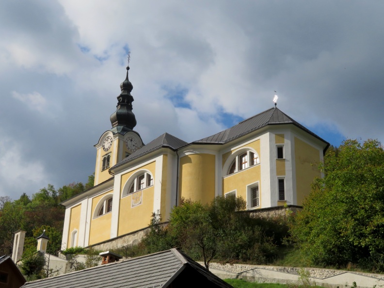 IMG_0327_Cerkev sv. Martina v Srednji vasi.JPG