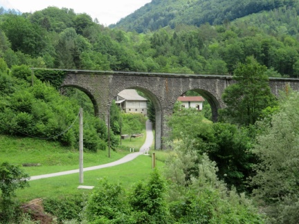 IMG 6793 Grahovo ob Bači-železniški most