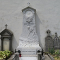 IMG 7635 Sv. Lovrenc-grob pesnika Simona Gregorčiča