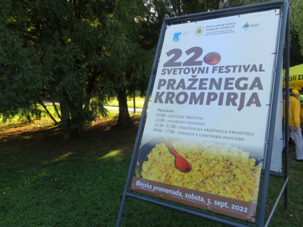 IMG 8000 Bled-pano 22. svetovnega festivala praženega krompirja