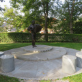 IMG 8589 Oplotnica-spomenik skladatelja in harmonikarja Tineta Lesjaka 