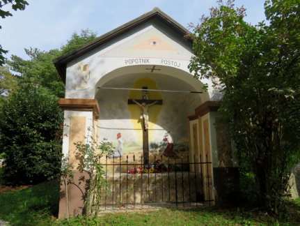 IMG 8636 Brinjeva gora-kapelica pri cerkevi Matere božje