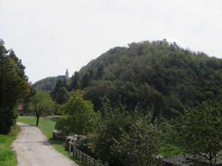IMG 8659 Brinjeva gora od hrama Zimrajh